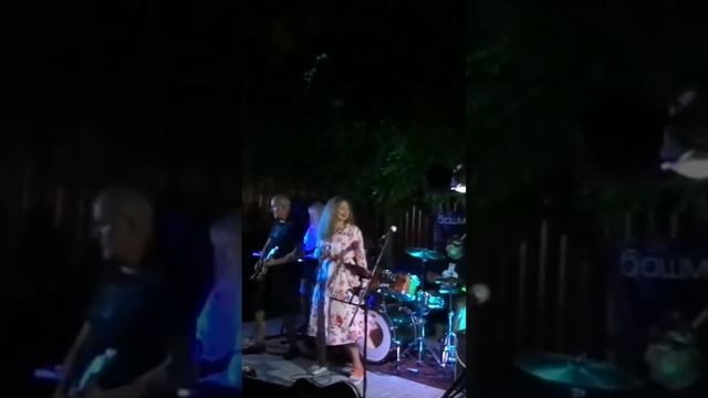 Башмак Великана & Джем на Приморском - Земфира 'Искала' (Коктебель 26.07.2019 соло на клавишах) смотреть онлайн