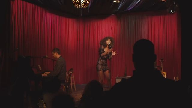Arlissa performs 'Every Time I Breathe' live at Hotel Cafe, LA смотреть онлайн