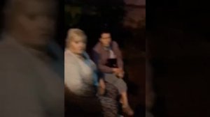 Шо такое, кто это? Отвали со своим этим самым / Что такое, кто это?