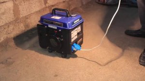 Кратон GG-900i 2T  бензиновый двухтактный инверторный генератор.