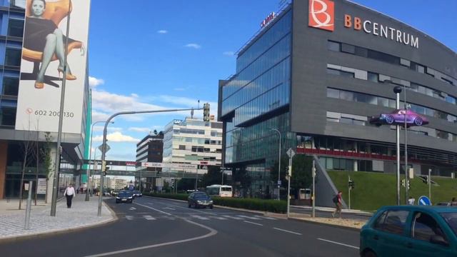 За границу едут не от хорошей жизни | Olinka смотреть онлайн