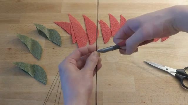 DIY Crepe Paper Poinsettia Tutorial смотреть онлайн