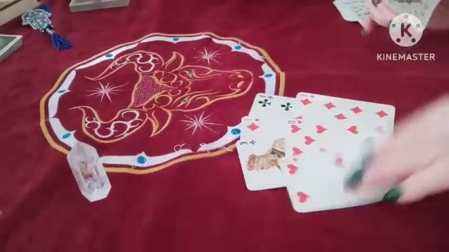 Крестовый король. О ком его мысли? К кому его чувства? По кому будет действовать?? смотреть онлайн