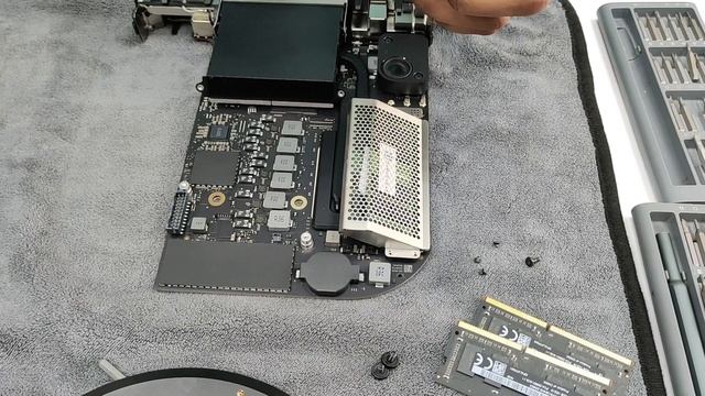 Mac Mini 2018 Ram Upgrade смотреть онлайн
