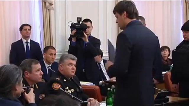 Арест главы ГСЧС Бочковского на заседании Кабмина смотреть онлайн