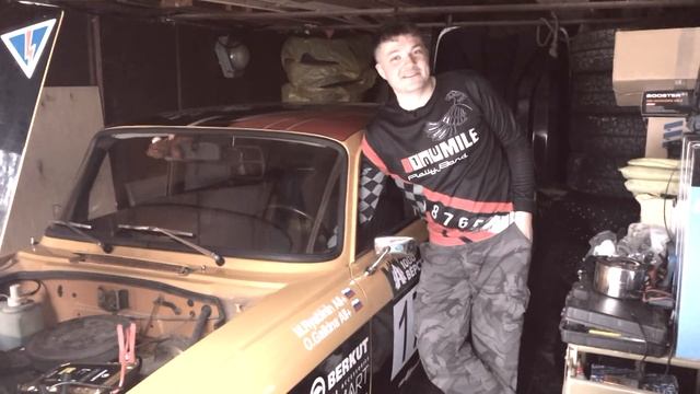 Рябинин жжёт на съёмках видеоролика #100MileRallyBand смотреть онлайн