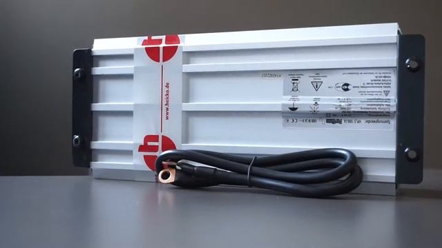 Invertor auto E-AST SINUS PUR 1000W 12/24V-220V смотреть онлайн