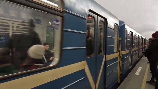 честно о Петербурге, Москве, людях, чувствах, тоске и ответах на вопросы смотреть онлайн