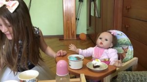 VLOG День рождение реборна Лили/Birthday reborn lily. Дарим подарки