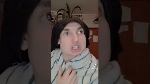 мама там опять соседка пришла