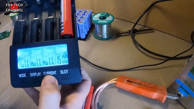 COME SI TESTANO LE CELLE 18650 + TEST CELLA FAKE ULTRAFIRE ? смотреть онлайн