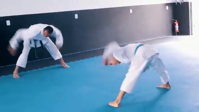 KARATÊ MAIS QUE UM ESPORTE UM ESTILO DE VIDA KIMONOS ARAUJO/ATLETA PATROCINADO/ смотреть онлайн
