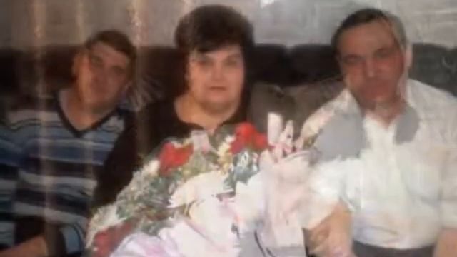 Розы алые, розы красные, розы белые. Наталье Булавиной (Панёвиной). Автор Серафима Марченко смотреть онлайн