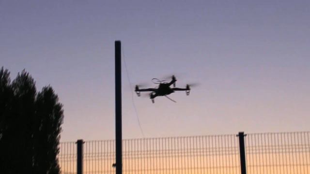 Тест мощного квадрокоптера смотреть онлайн