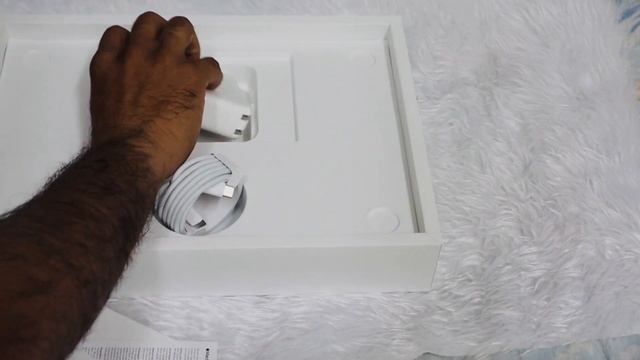 Unboxing Apple Mac book Pro 2020 with Touch ID and Touch Bar ? смотреть онлайн