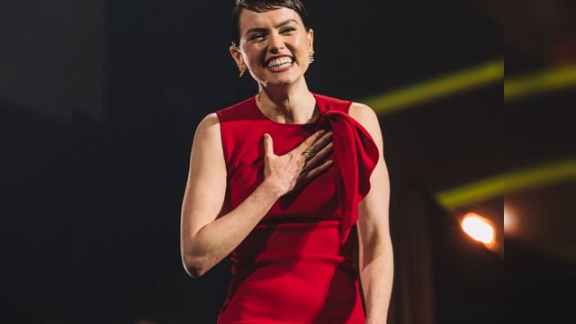 Daisy Ridley Returns as Rey, 3 New Movies Announced - Star Wars Celebration 2023 Day 1 Recap смотреть онлайн
