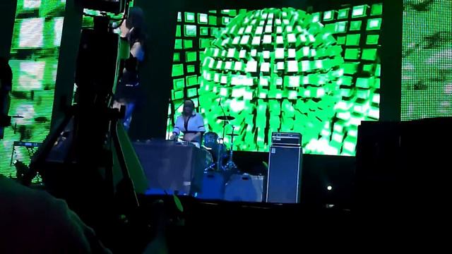 DEE-DEE Live Performance