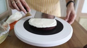 БЕНТО-ТОРТ. Мини-тортик. Шоколадный торт с крем-чизом и апельсиновым курдом.