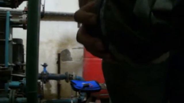 ЗАКРЕПЛЕНИЕ ПЕРЧАТОК НА ВОДОНЕПРОНИЦАЕМОМ (РЫБАЦКОМ) КОМБИНЕЗОНЕ ИЗ НЕЙЛОНА! смотреть онлайн