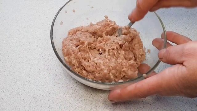 Простые_ФРИКАДЕЛЬКИ_для_супа.mp4 смотреть онлайн