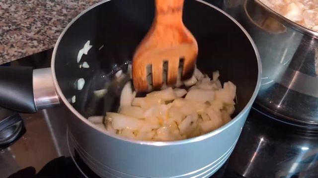 RUSSIAN SOUP WITH SOUR CABBAGE IN KETO STYLE | КИСЛЫЕ КЕТО ЩИ | РУСКА СУПА ОТ КИСЕЛО ЗЕЛЕ | #keto