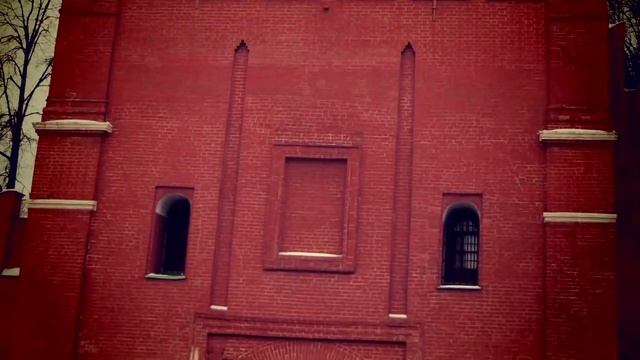 Кремль (Башни и Стены) смотреть онлайн