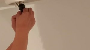 Как подключить патрон Е27 для лампочки. Замена старого патрона