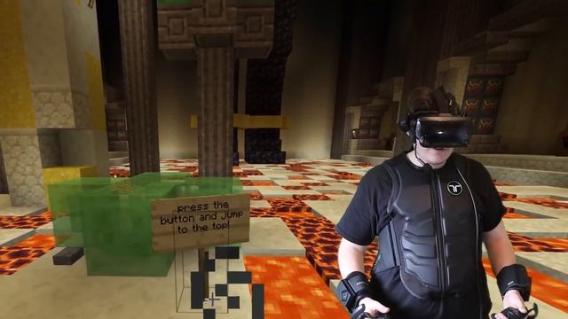 Minecraft VR But My FACE Feels PAIN (Haptic Feedback)