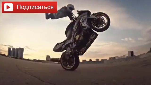 Самые опасные трюки на мотоциклах смотреть онлайн