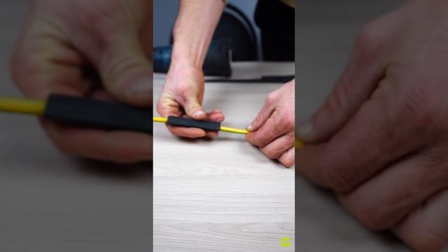 Электромонтаж. Термоусадка в макро смотреть онлайн