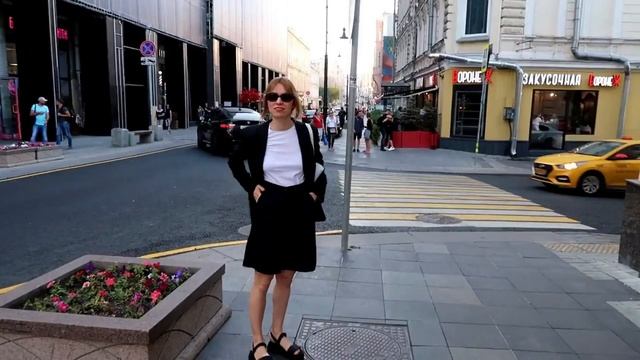 Влог: Москва. Куда сходить и что носить? Мои покупки на осень смотреть онлайн