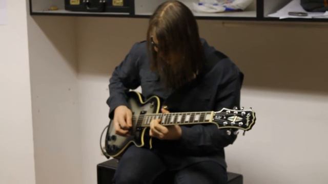 Epiphone Les Paul custom silverburst Seymour Duncan SH-1 N SH-4 B Pick up, Line 6 flextone III XL смотреть онлайн