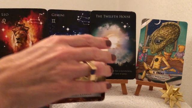 Messages from Your Personal Spirit Guides ? Astro Oracle Reading ? смотреть онлайн