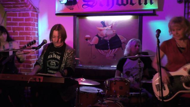 рок кавер группа Magic - "One way or another" смотреть онлайн