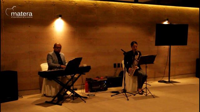 Por debajo de la mesa/Dueto Saxofón/Piano y Sax/Música para eventos Guadalajara смотреть онлайн