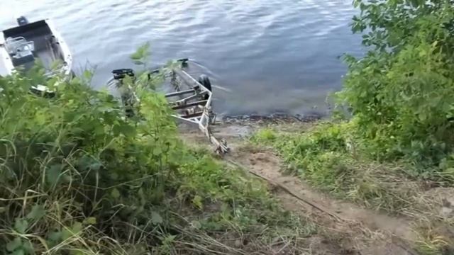 Спуск подъем лодок с обрыва смотреть онлайн