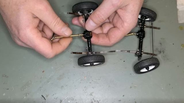 Строю Р\У Москвич 412 в масштабе 1:24. Часть 3 смотреть онлайн