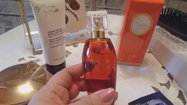 ПЬЕР РИКО.В подарок парфюм-сказка? смотреть онлайн