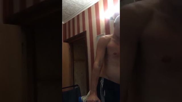 Спинальник. Учусь ходить на месте. Разминка смотреть онлайн