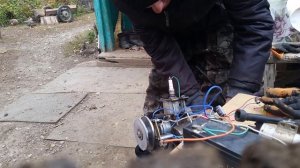 Самодельный двигатель внутреннего сгорония двухтактный .  2т из перфоратора первые рабочие запуски