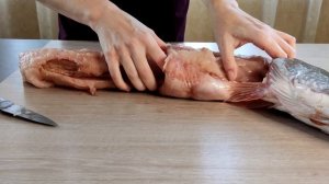 Как ЛЕГКО и БЫСТРО снять кожу со ЩУКИ ЧУЛКОМ.Фаршированная щука от А до Я