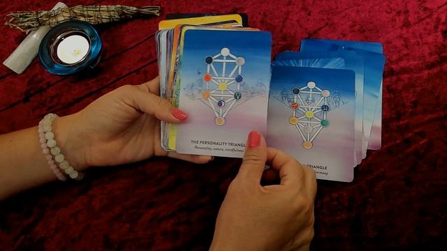 Hay House Card Deck Club Fall 2023 Unboxing and Review смотреть онлайн