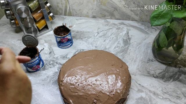 Как украсить торт без шприца. Кухонные лайфхаки смотреть онлайн