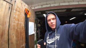 Снял гнилой бензобак с Киа спортейдж.