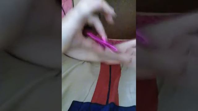 Как научится крутить спиннер на 4-х пальцах? смотреть онлайн