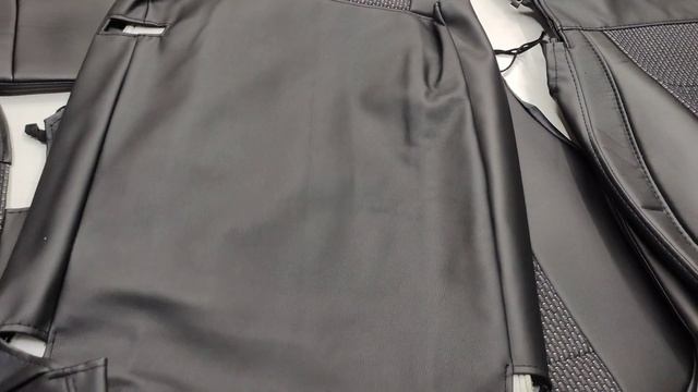 Чехлы на сиденья Volkswagen Passat B5 универсал, 1996-2005 Экокожа, черная+центр жаккард смотреть онлайн