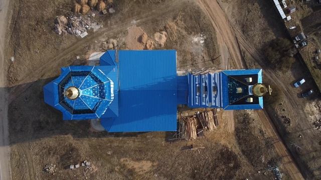 С высоты. Церковь Успения Пресвятой Богородицы в Пушкине, DJI mavic mini смотреть онлайн