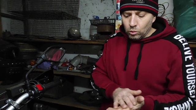 Хагер,защита рук,доп.свет на Voge 500ds. смотреть онлайн