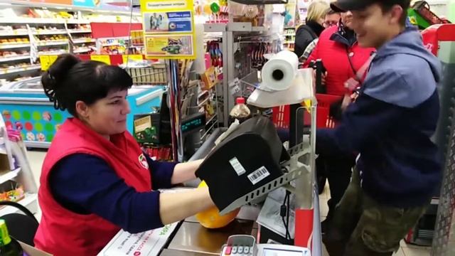 Skibidi(RUSLANTV и Брейк Манон) смотреть онлайн