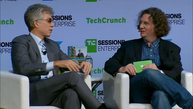 Keeping an Enterprise Behemoth on Course with Bill McDermott (SAP) смотреть онлайн